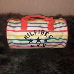 This is a colorful kids duffle bag.